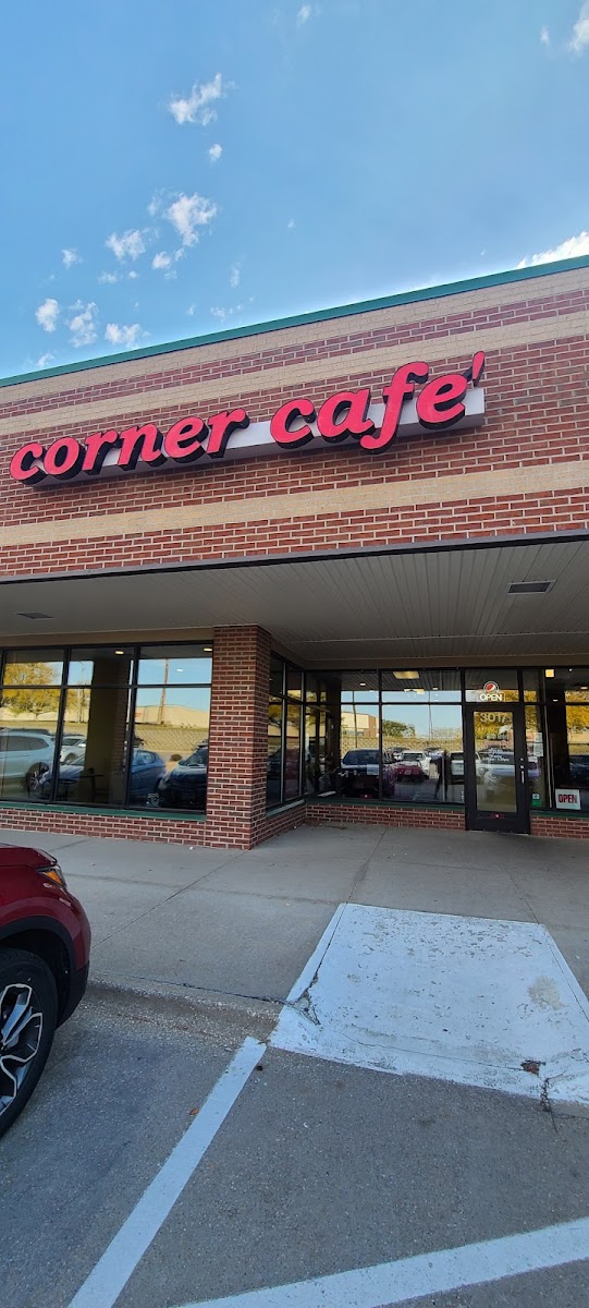 100th St. Corner Cafe