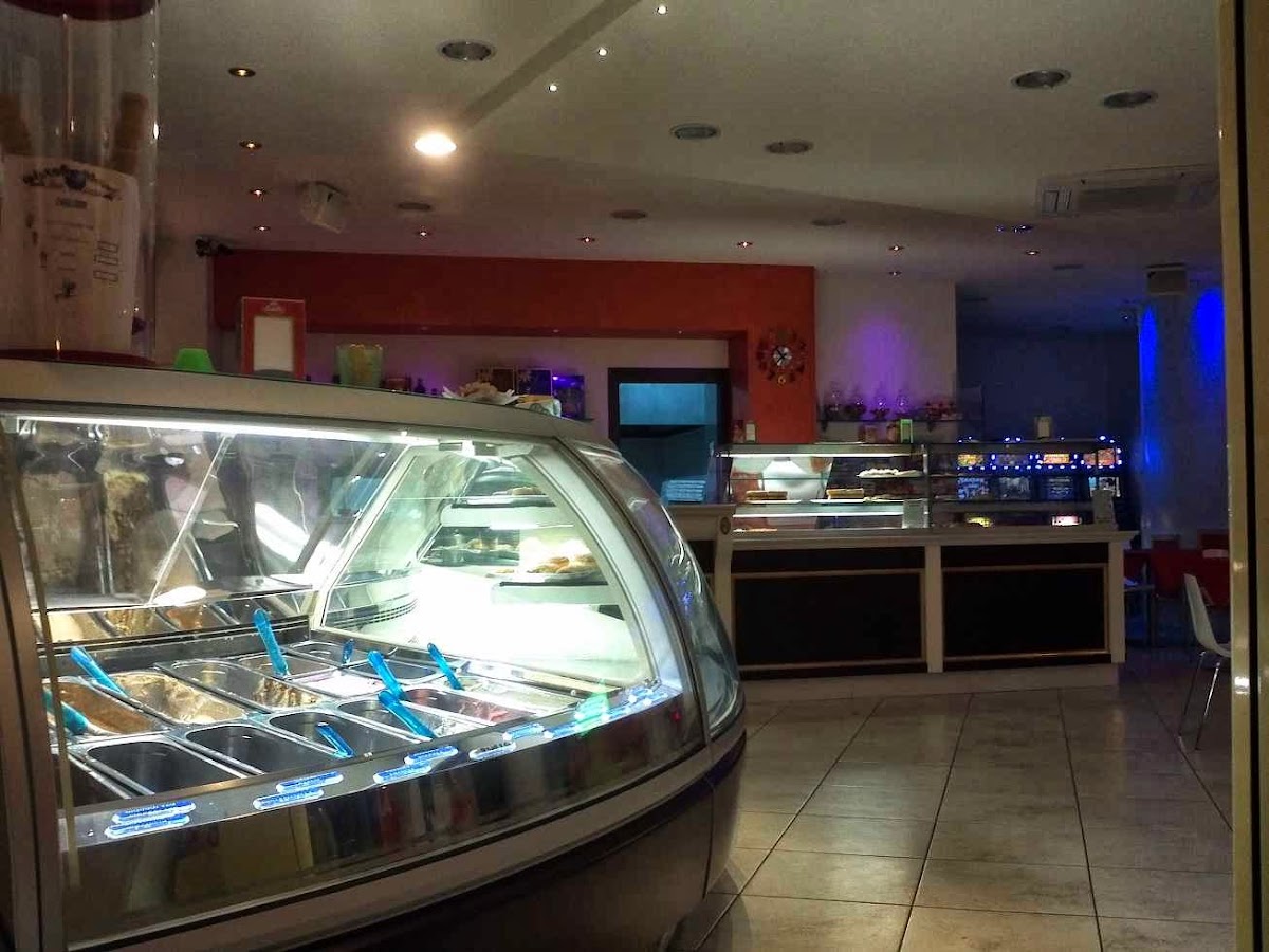 Pizzeria Bar Rosticceria Gelateria Piccolo Mondo