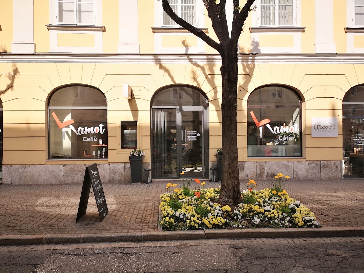 Kamot Cafe