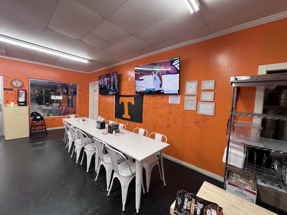 Fan Cave Pizzeria Parsons