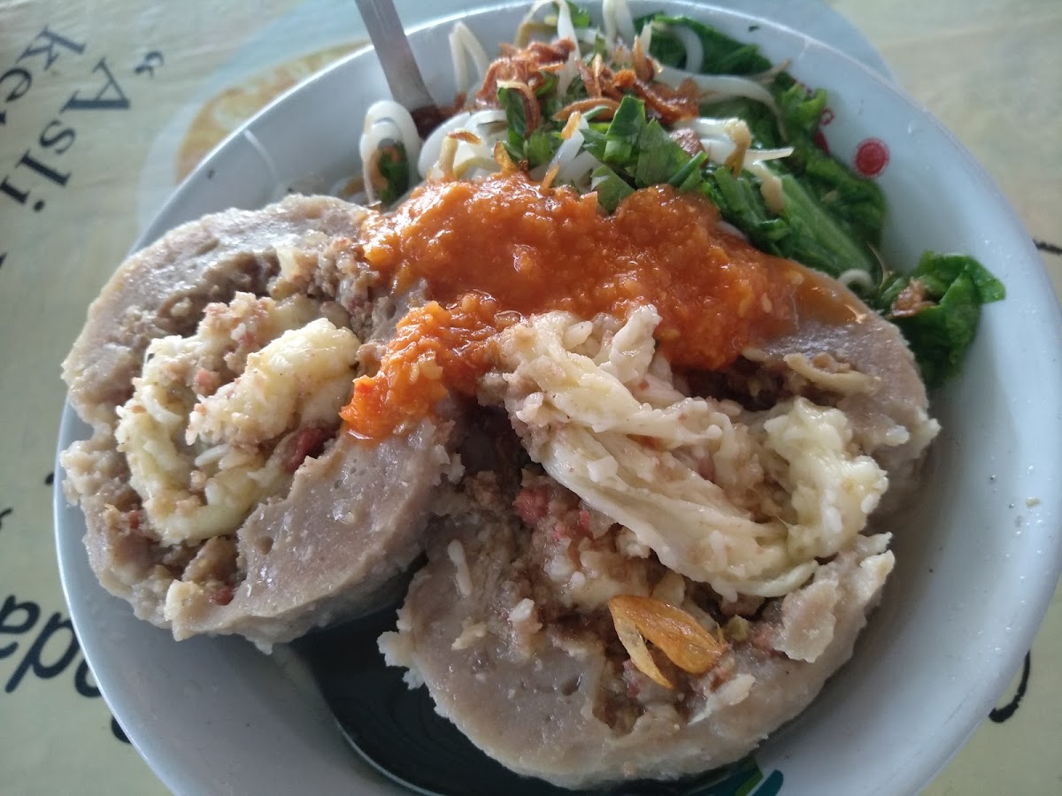 YOROKOBI & BAKSO KALIMANTAN