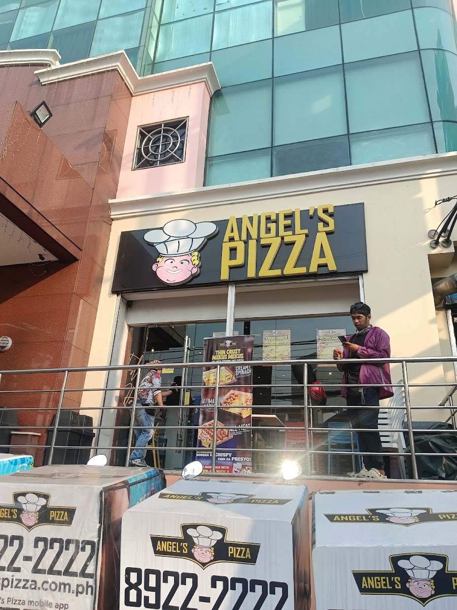 Angel's Pizza Northridge