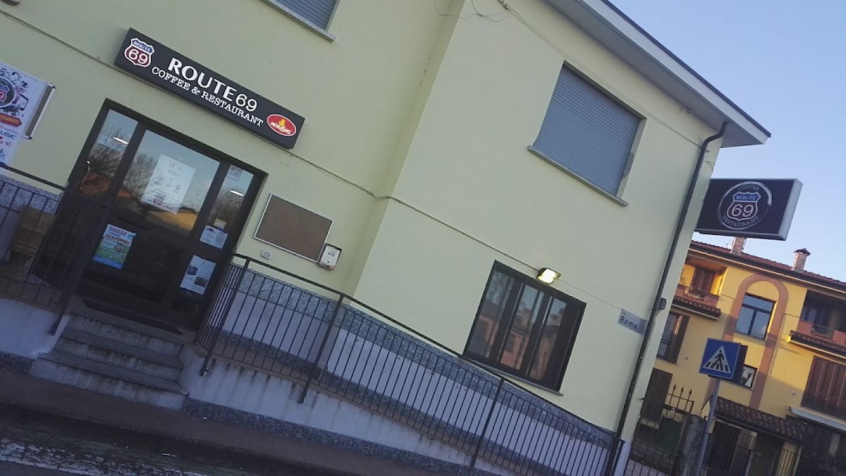 Bar trattoria Pizzeria Route 69