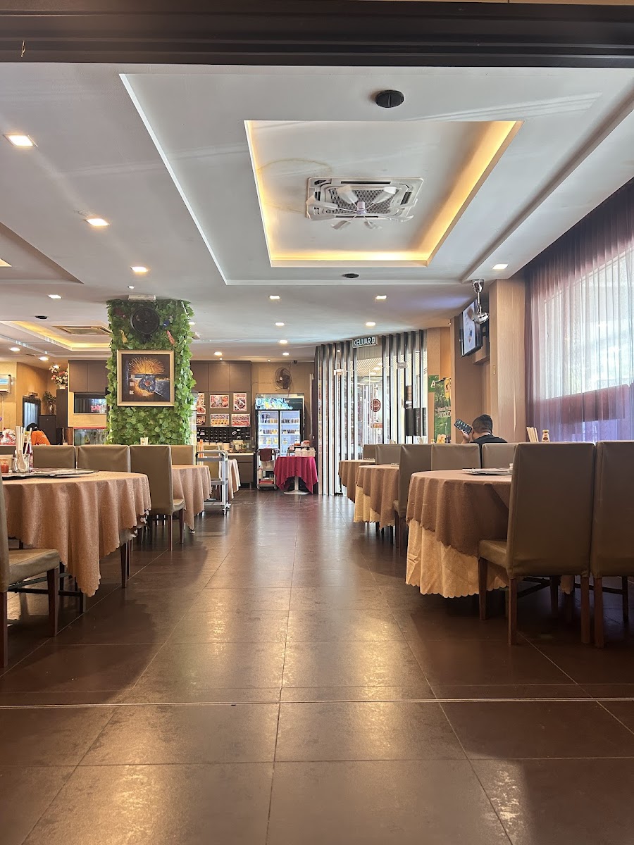 New Chef's Delicious Restaurant