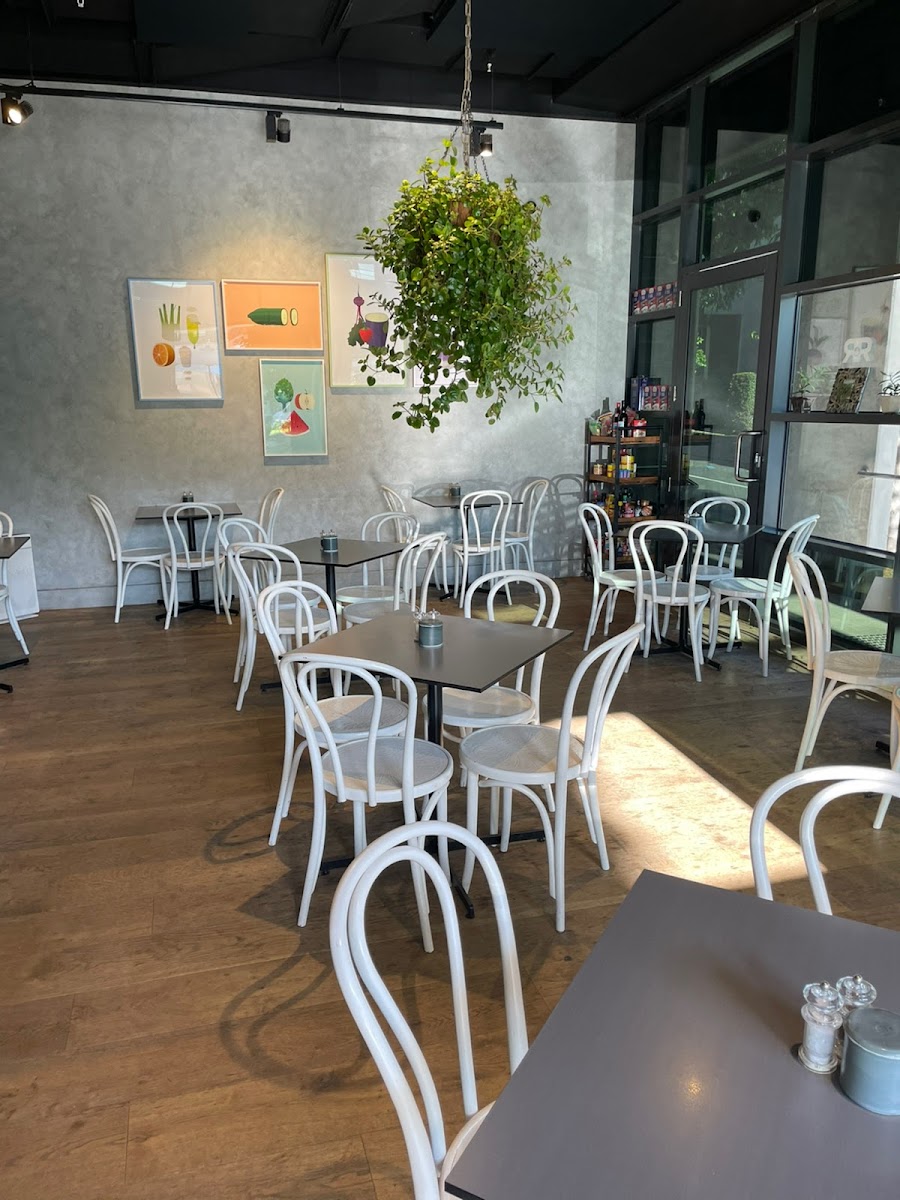 Rathdowne & Reeves Cafe