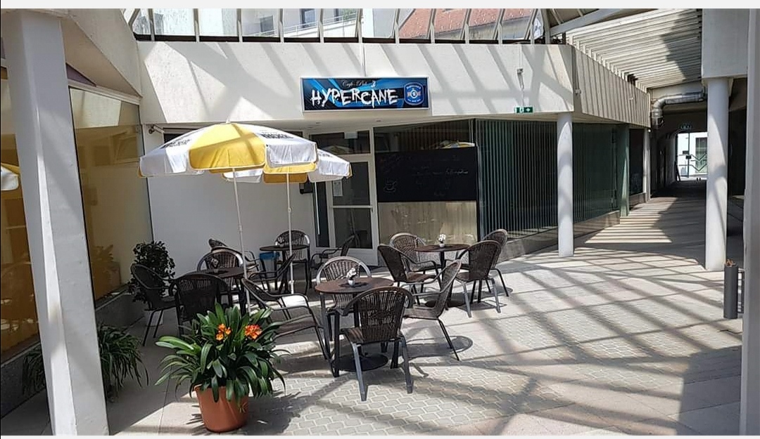 Cafe-Pub Hypercane