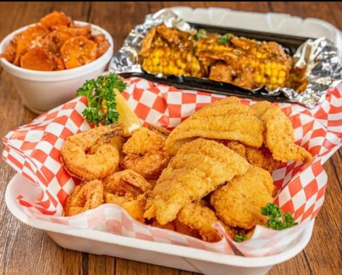 Ca'jeanine's Crab N Soul Food