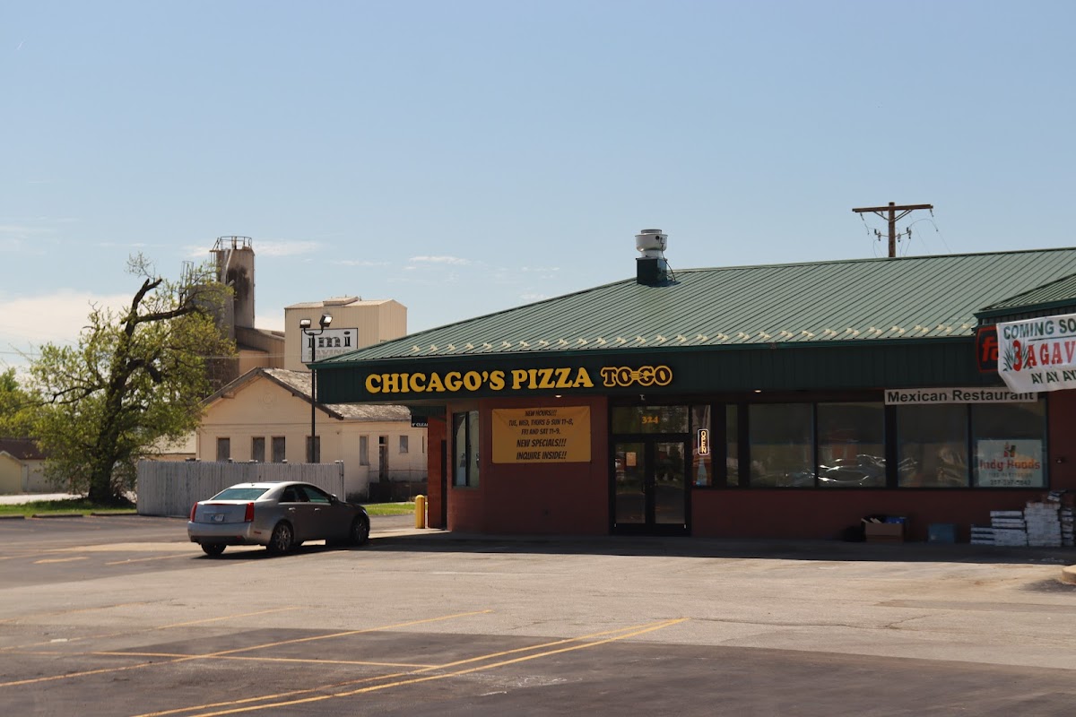 Chicago's Pizza