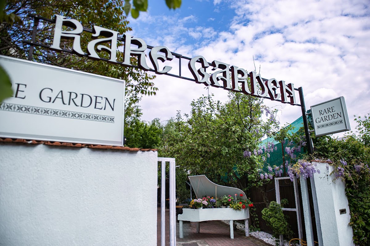 Restaurant Rare Garden