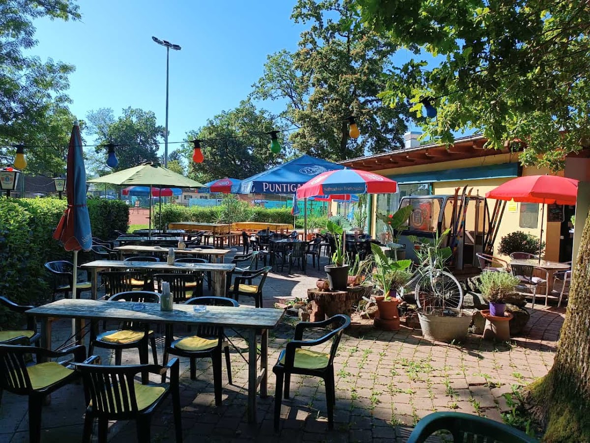 Indoor tennis court in Mureck