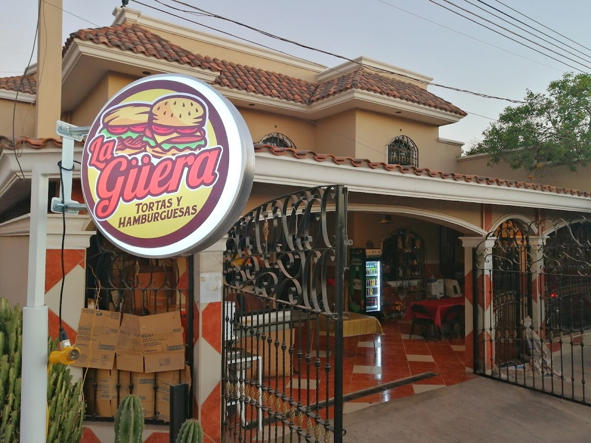 'La Güera' Tortas y Hamburguesas