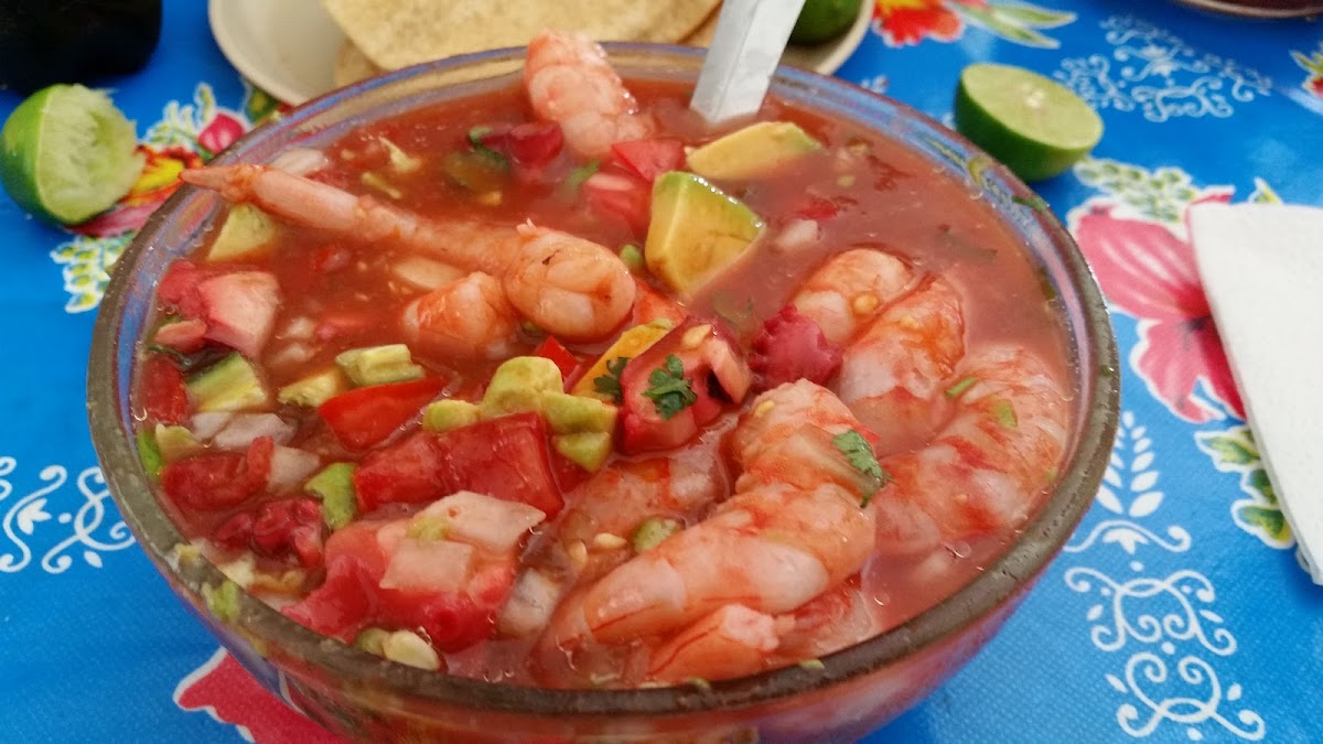 Tostadas y Mariscos El Pays