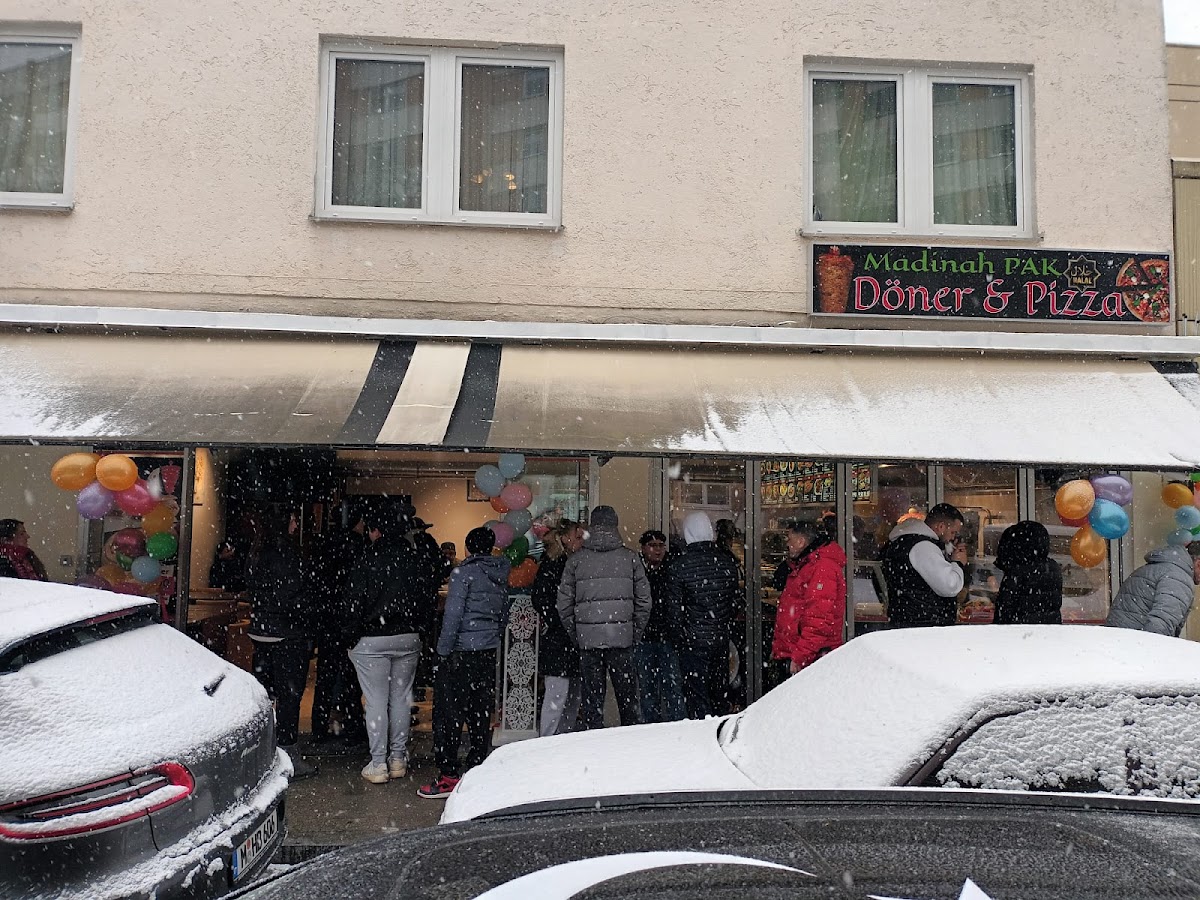 Madinah PAK Döner & Pizza