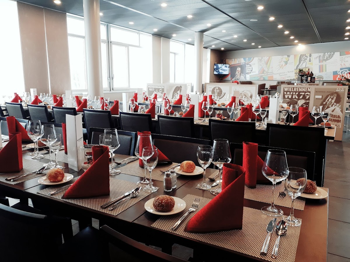 Restaurant Le Velodrome Center Global Of Cycling Uci