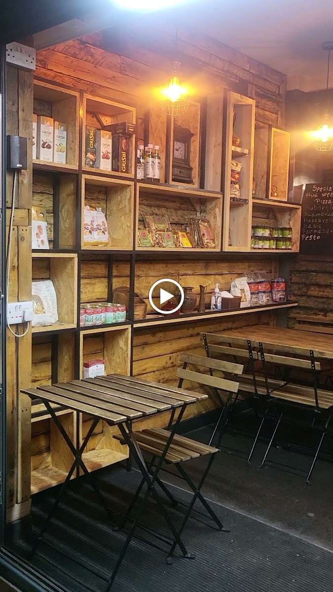 Wood oven pizza neapolitan