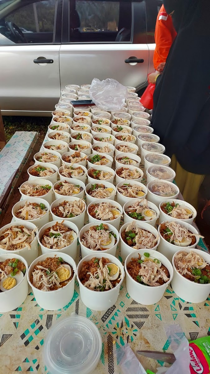 Bubur Ayam, Batagor & Siomay Bandung, Teh Yuli