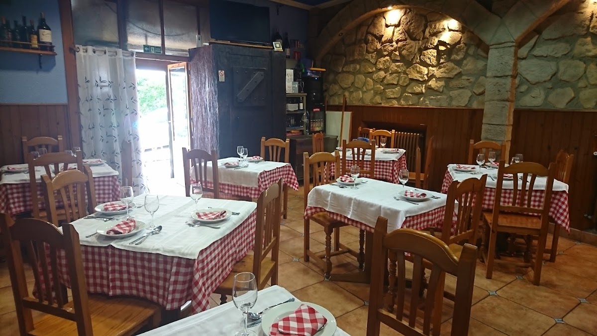 Restaurante-Cueva La Muralla