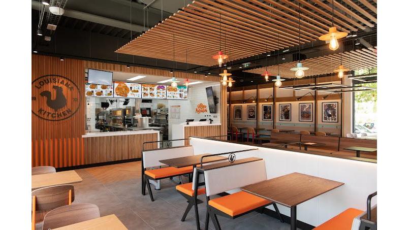 Popeyes Famous Louisiana Chicken - Valencia