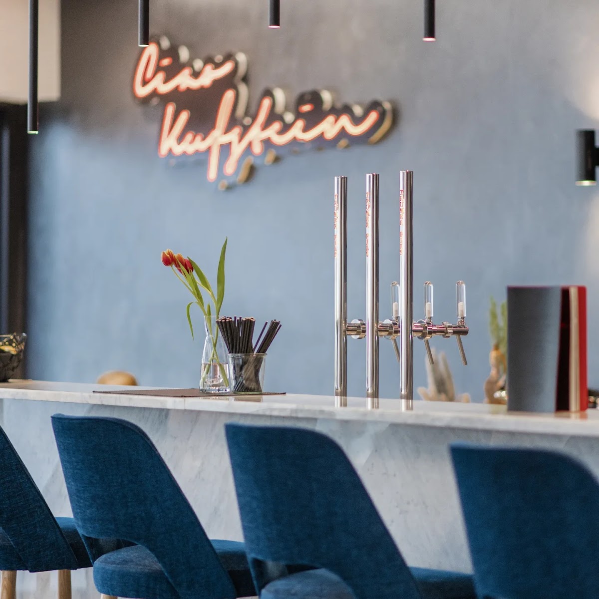 TESTA ROSSA caffebar Enzo