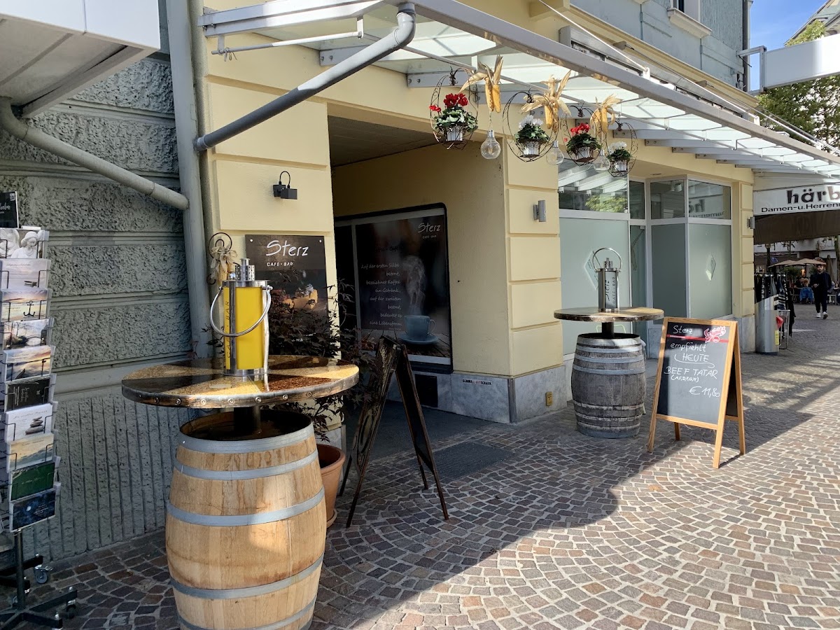 STERZ Cafe-Bar