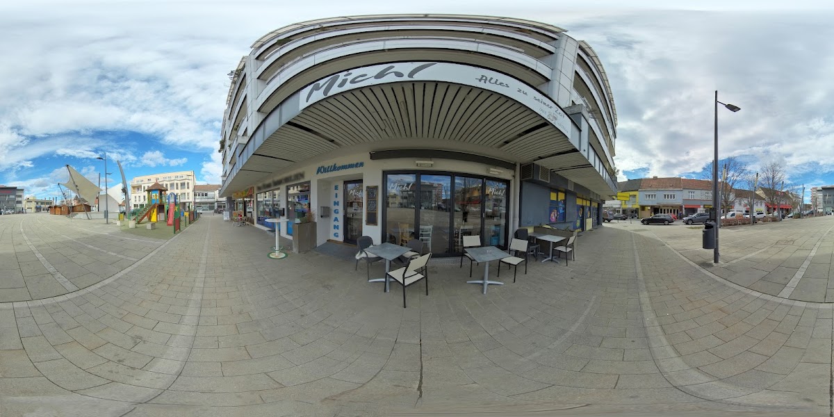 Café Weinbar Michl - Alles zu seiner Zeit