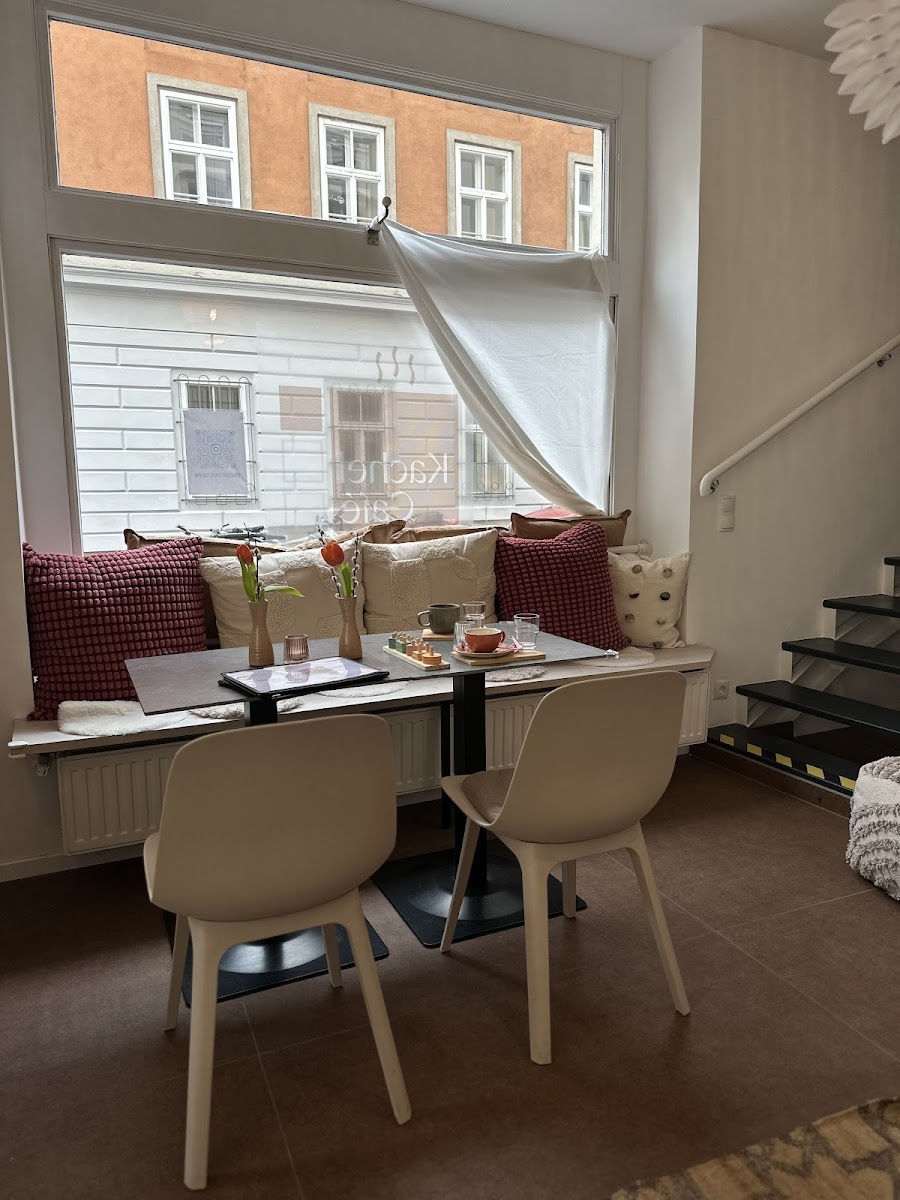 Kachel Café | Fliesenleger und Hafner