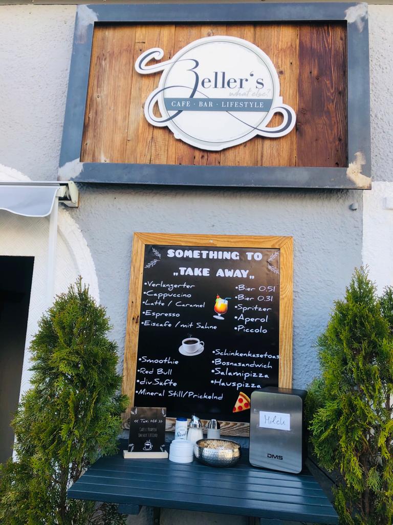 Zeller's Cafe - Bar - Lifestyle