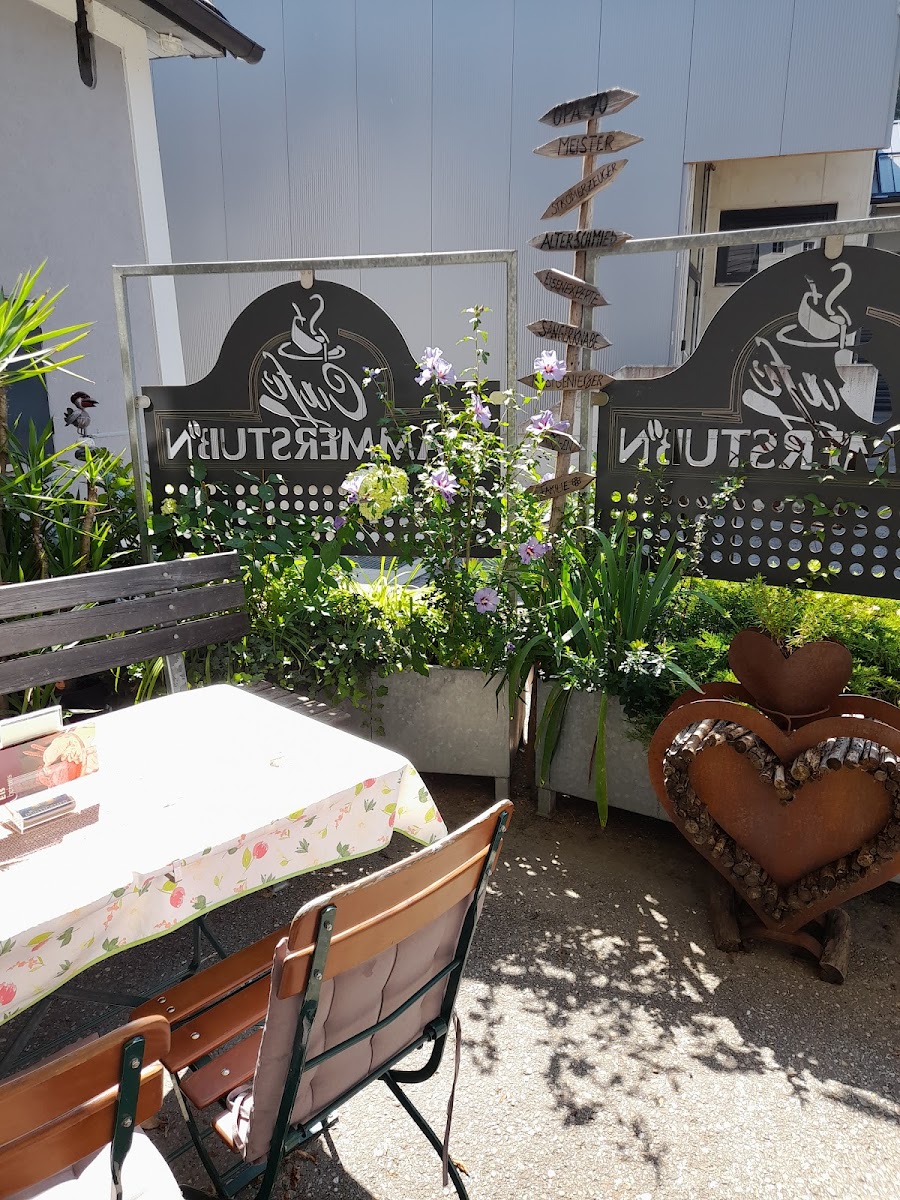 Silvia Fally ' Cafe Hammerstub´n '