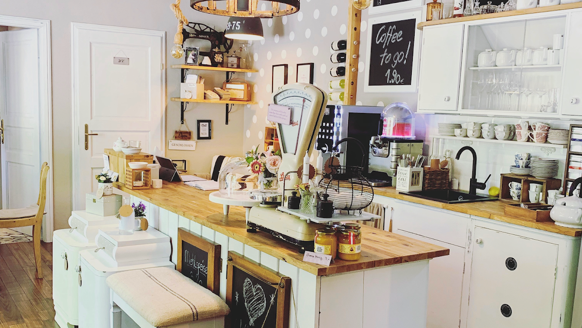 kleines Atelier Wohnraumaccessoires & Cafe e. U.