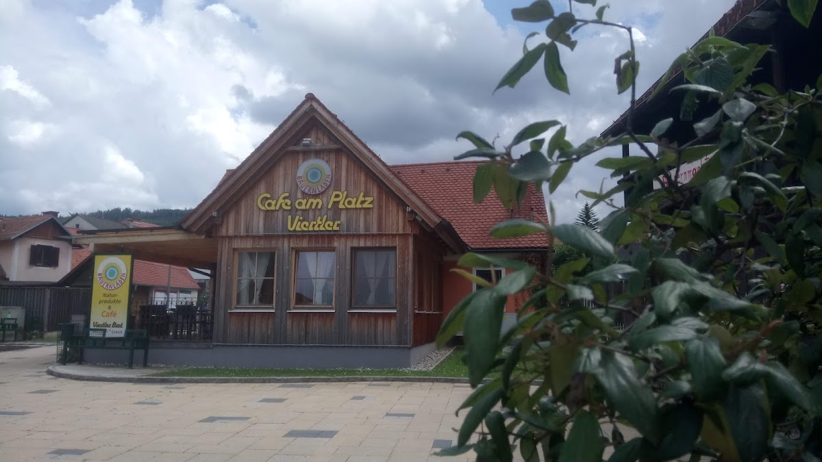 Cafe am Platz / Bauernladen