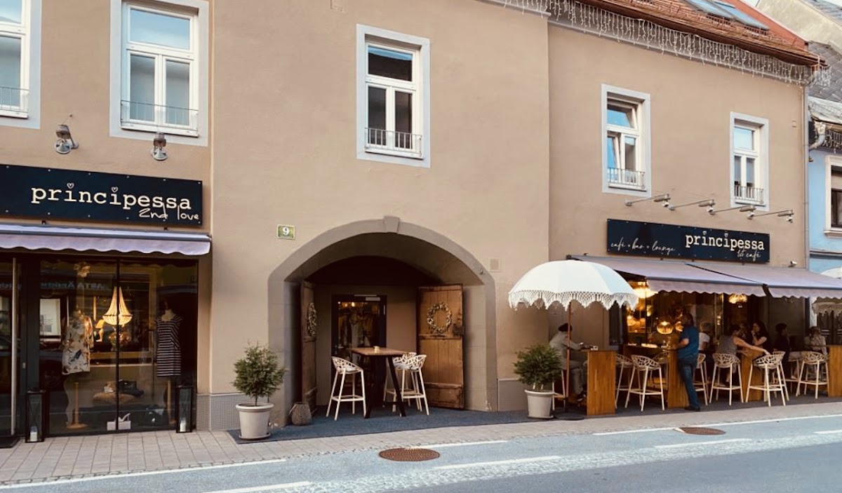 principessa 1st Café Bar Lounge