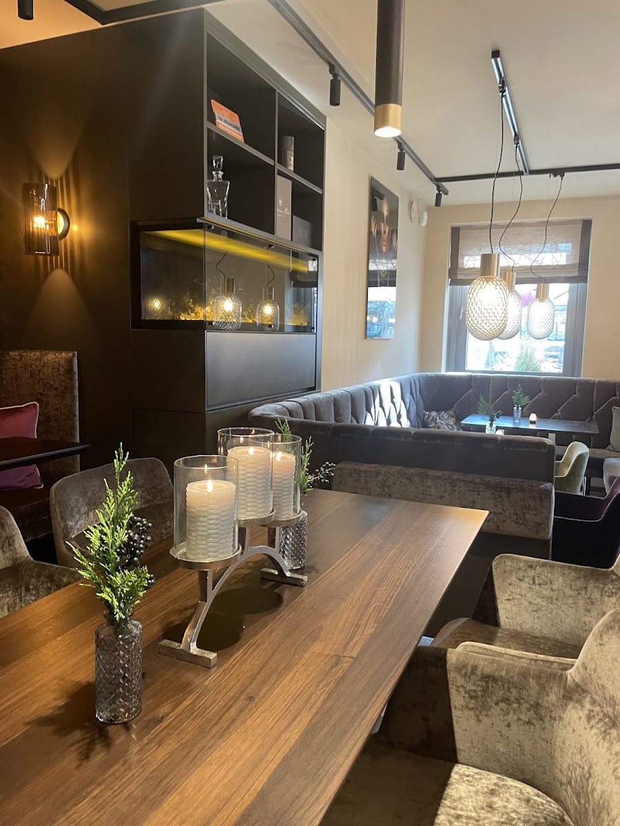 Jamar - Cafe & Bistro